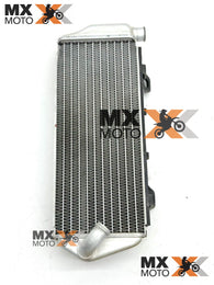 ( NO PIX R$ 1599,00 ) Radiador Lado Esquerdo Original KTM 2T 300 EXC 2024 /4T 250 SXF  23 e 24 / 4T 250, 350 EXCF, 450 SXF 2024 - Husqvarna 2T/4T 23/2024 - Gas Gas 2T/4T 23/2024 - A46035007000